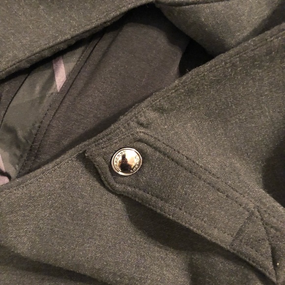 Burberry London (like new) Dark grey & black dress, fits more like a size 2 ) - Picture 9 of 16